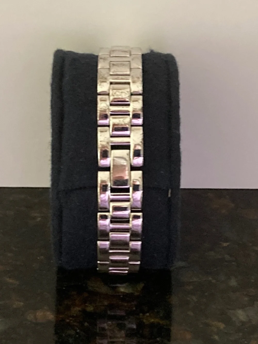 Diamonique Bezel Panther Link Watch/Silver Tone/Mother of Pearl Dial/EUC!